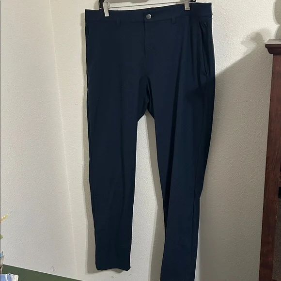 Lululemon ABC Slim-Fit Trouser 34" *Warpstreme
True Navy Size 38 - Picture 5 of 11